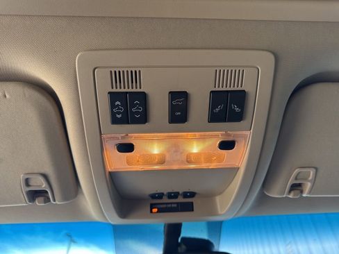 Used 2008 GMC Yukon XL Denali image 24