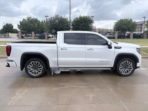 Used 2023 GMC Sierra 1500 Denali Ultimate AWD/4WD image 3
