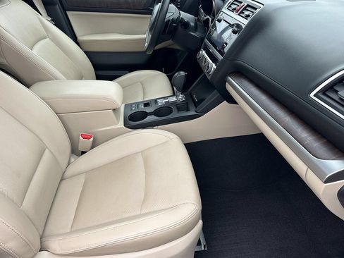 Used 2015 Subaru Outback 2.5i Limited AWD/4WD image 15