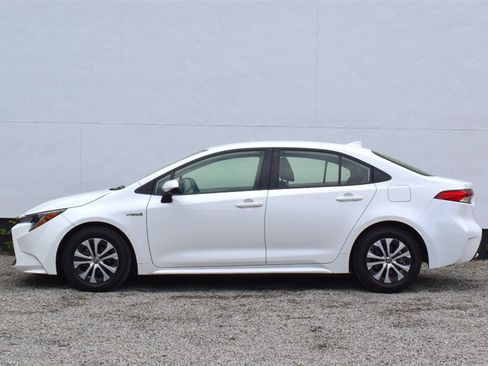 Used 2021 Toyota Corolla LE FWD image 9