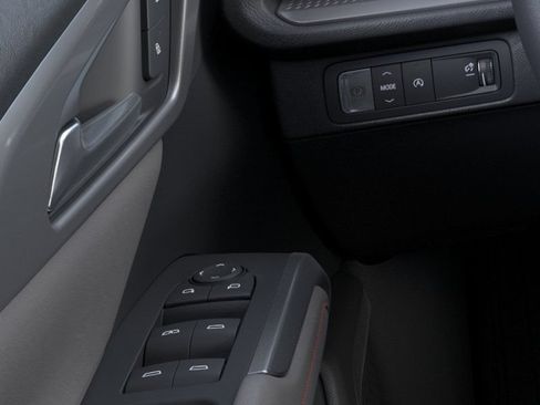 New 2026 Chevrolet Traverse LT FWD image 25