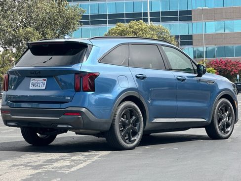 Certified 2026 Kia Sorento SX Prestige AWD/4WD image 4