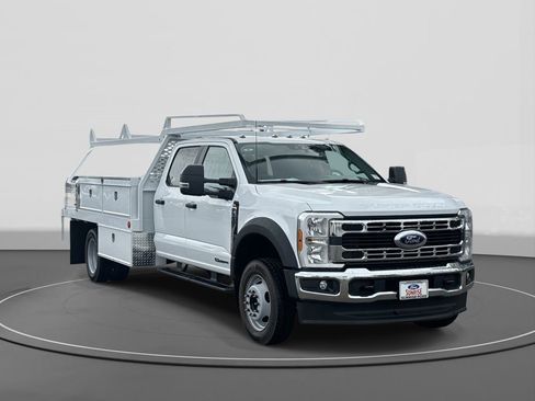 New 2026 Ford F550 2WD Crew Cab Super Duty image 3