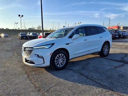 Used 2024 Buick Enclave Premium image 35