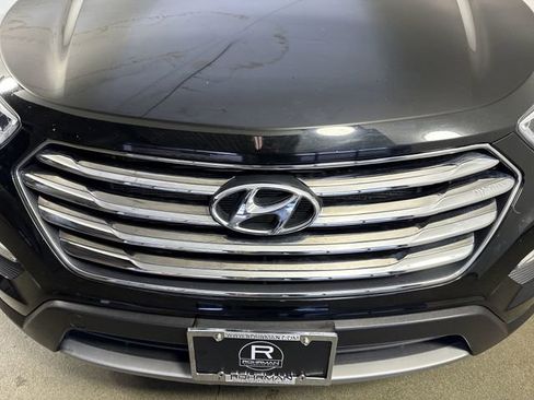 Used 2016 Hyundai Santa Fe SE AWD/4WD image 25