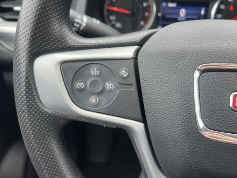 Certified 2023 GMC Acadia SLE image 20