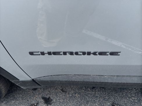 New 2026 Jeep Cherokee Laredo AWD/4WD image 37