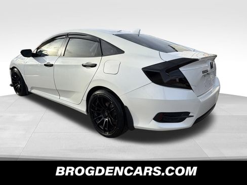 Used 2016 Honda Civic EX-T image 6