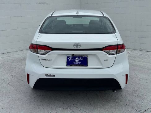 Used 2024 Toyota Corolla LE FWD image 11