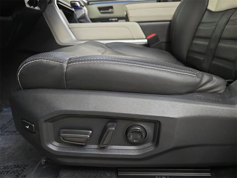 Used 2024 Toyota Sequoia Capstone image 33