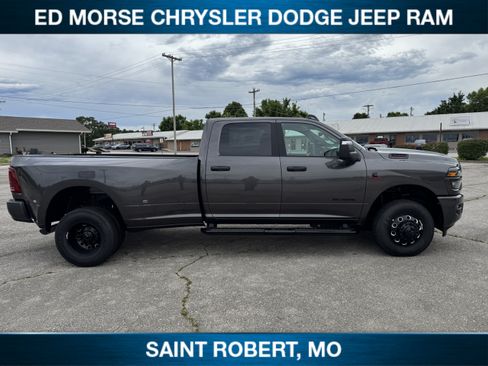 New 2026 RAM 3500 Big Horn AWD/4WD image 6