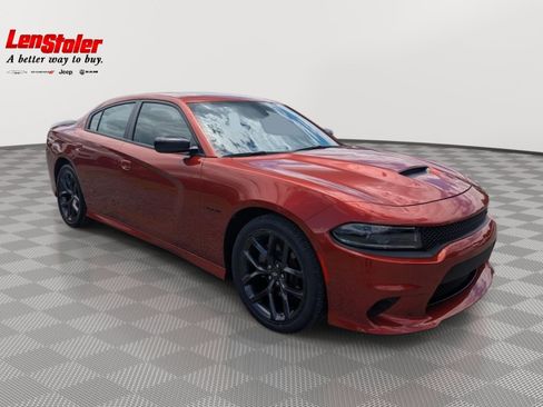 Used 2022 Dodge Charger R/T w/ Plus Group RWD image 7