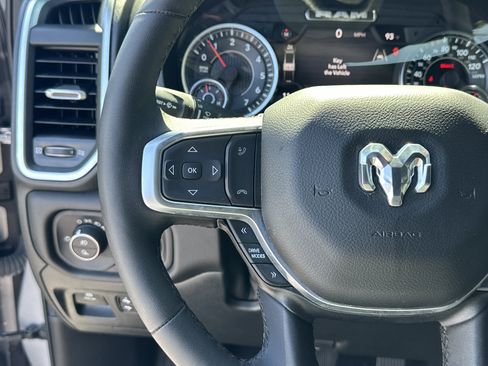 Used 2025 RAM 1500 Big Horn AWD/4WD image 27