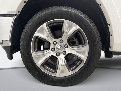Used 2021 RAM 1500 Laramie AWD/4WD image 22