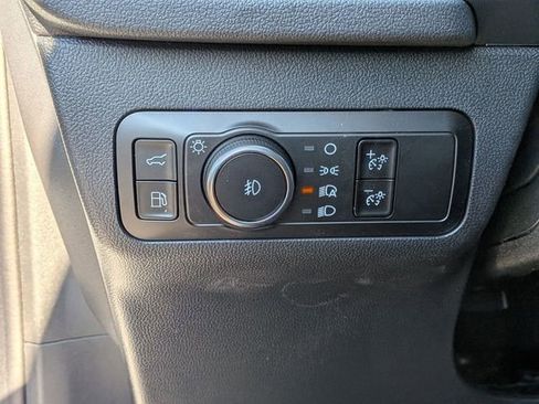 New 2026 Ford Escape SE image 30