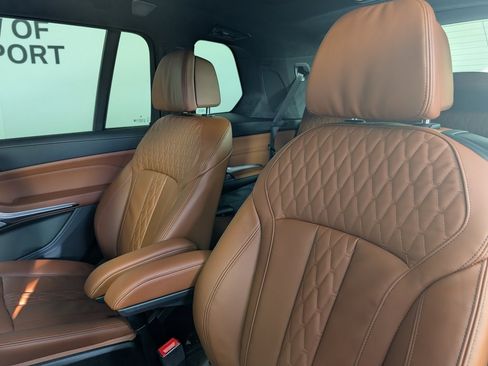 New 2026 BMW ALPINA XB7 image 15