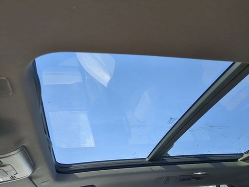 Used 2021 Chevrolet Tahoe Z71 w/ Z71 Signature Package image 19