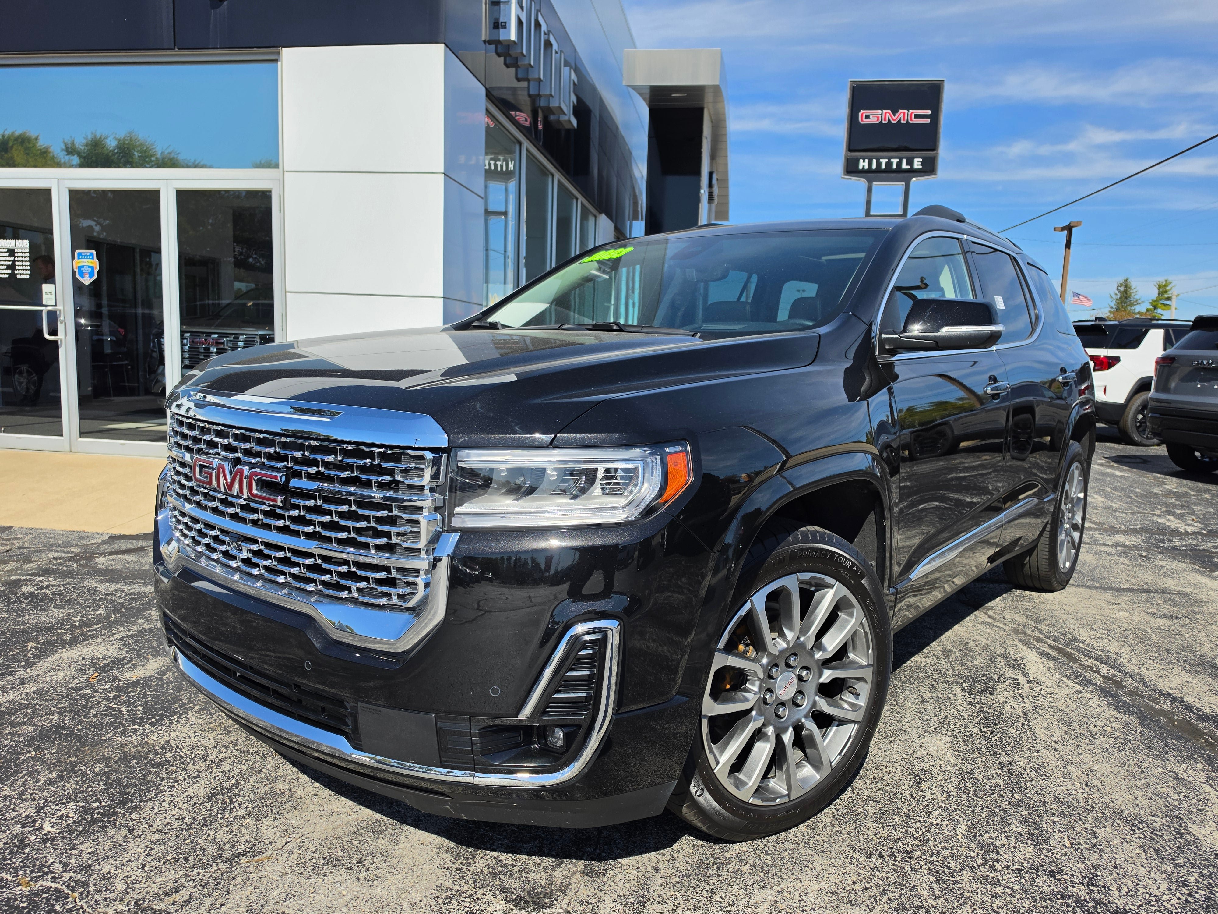 Used 2023 GMC Acadia Denali w/ Denali Ultimate Package AWD/4WD image 1