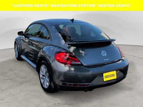 Used 2017 Volkswagen Beetle 1.8T Classic FWD image 3