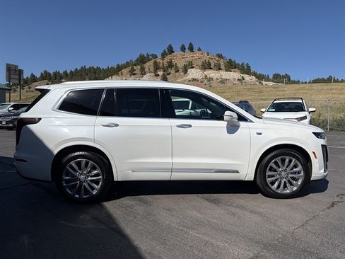 Used 2021 Cadillac XT6 Premium Luxury AWD/4WD image 5