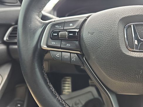 Used 2019 Honda Accord Sport image 18