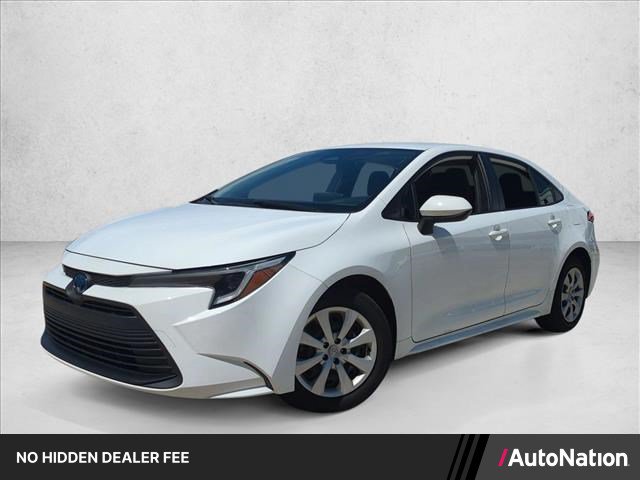 Certified 2024 Toyota Corolla LE FWD image 1