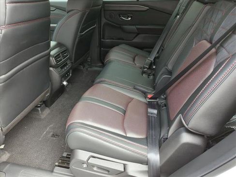 New 2026 Honda Pilot Black Edition image 15