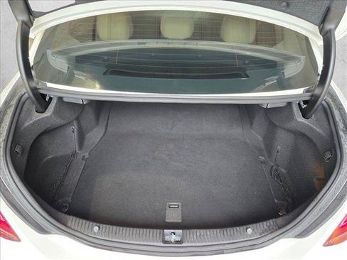 Used 2019 Mercedes-Benz C 300 4MATIC Sedan image 21