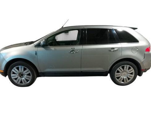 Used 2008 Lincoln MKX AWD image 2
