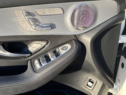 Used 2021 Mercedes-Benz GLC 300 image 14