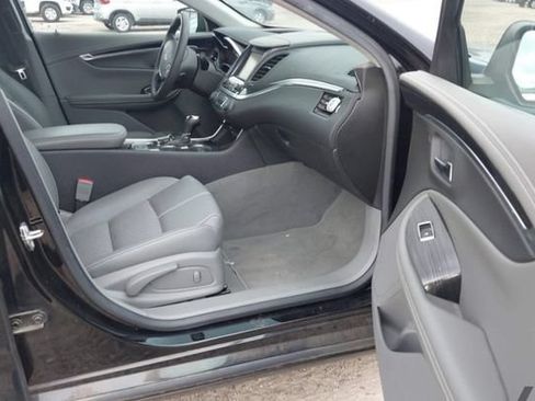 Used 2019 Chevrolet Impala LS FWD image 5