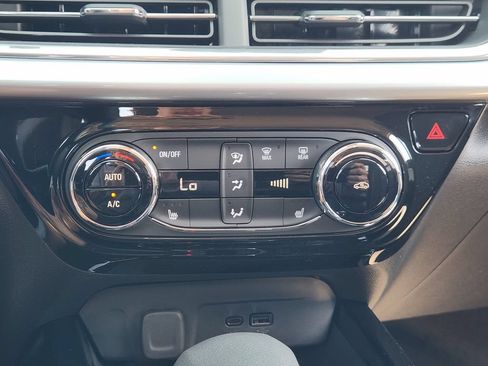 New 2026 Chevrolet Trax LT w/ Driver Confidence Package FWD image 15