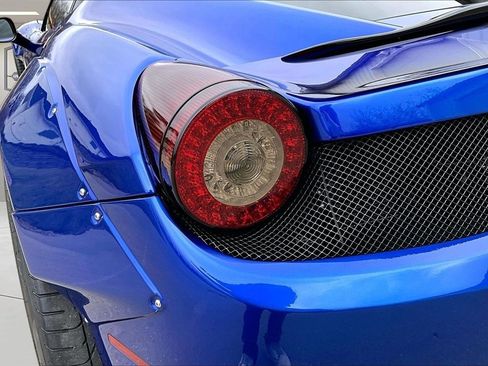 Used 2015 Ferrari 458 Italia Coupe RWD image 21