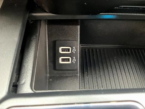 Used 2019 Ford F150 XL w/ Equipment Group 101A Mid AWD/4WD image 17
