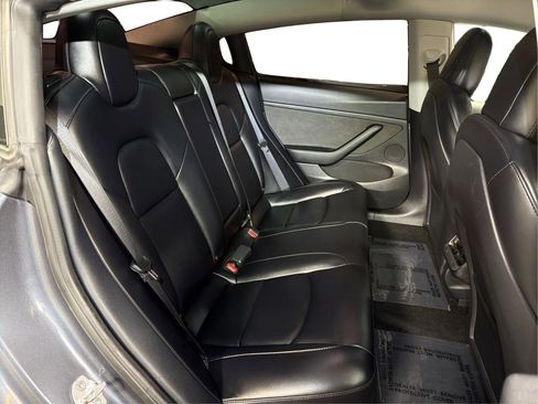 Used 2022 Tesla Model 3 image 27