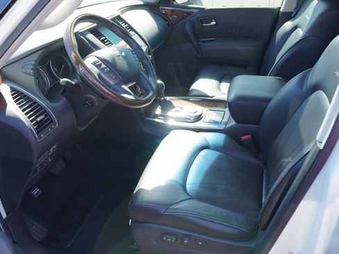 Used 2012 INFINITI QX56 2WD w/ Deluxe Touring Pkg image 13
