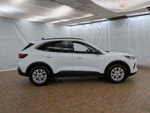 Certified 2024 Ford Escape Active w/ Tech Pack #1 AWD/4WD image 8