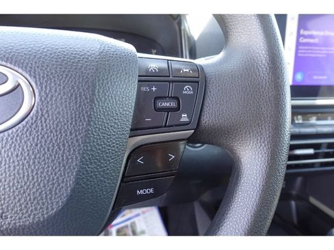 Used 2025 Toyota Camry LE FWD image 18