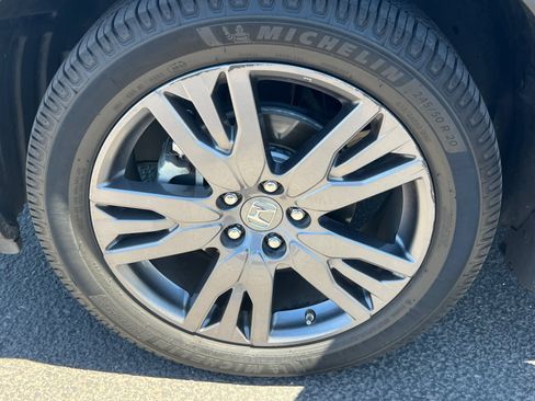 Used 2022 Honda Pilot Sport image 25