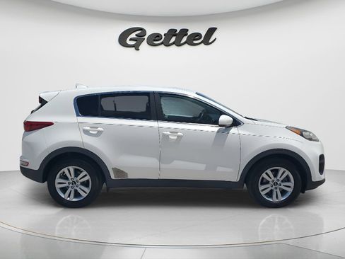 Used 2018 Kia Sportage LX FWD image 4
