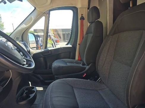 Used 2021 RAM ProMaster 3500 FWD image 4