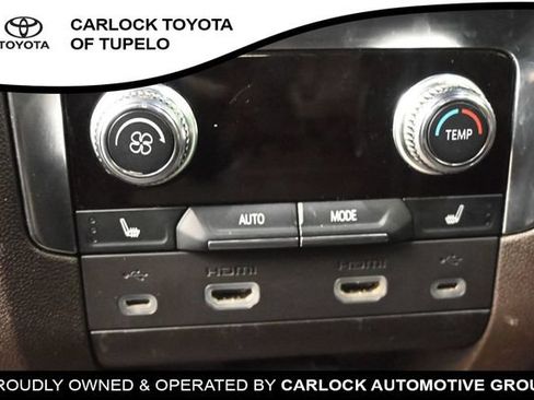 Used 2021 GMC Yukon SLT w/ SLT Luxury Plus Package AWD/4WD image 26