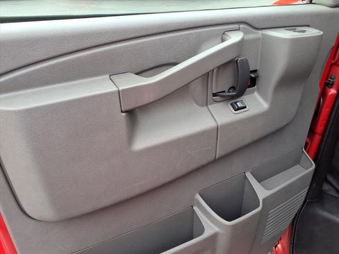 Used 2019 Chevrolet Express 2500 LS w/ Driver Convenience Package image 10