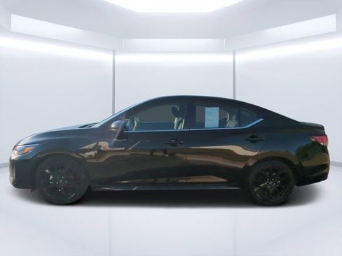 Used 2025 Nissan Sentra SR w/ Midnight Edition FWD image 6