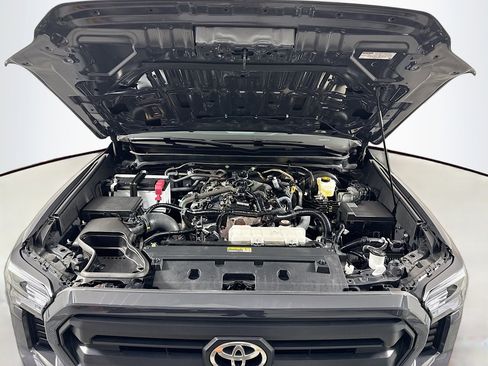 Certified 2025 Toyota Tacoma 2WD Double Cab image 26