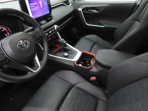 Used 2024 Toyota RAV4 Adventure w/ Convenience Package AWD/4WD image 21