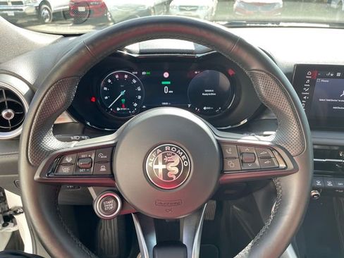 Used 2024 Alfa Romeo Tonale Ti image 29