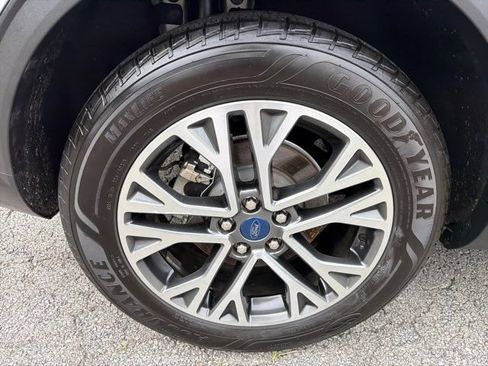 Used 2020 Ford Escape SEL FWD image 34