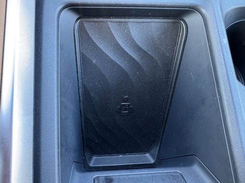 Used 2025 Nissan Armada SL w/ Captain's Chari Seat Package image 29