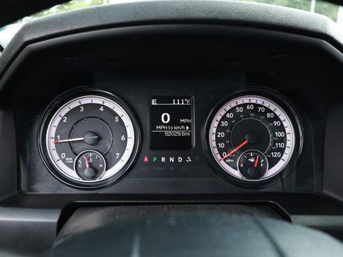 Used 2024 RAM 1500 Classic SLT AWD/4WD image 12